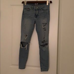 tommy hilfiger ripped jeans